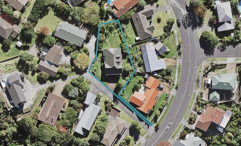 183 Chelsea View Drive, Chatswood, Auckland - Carousel 1