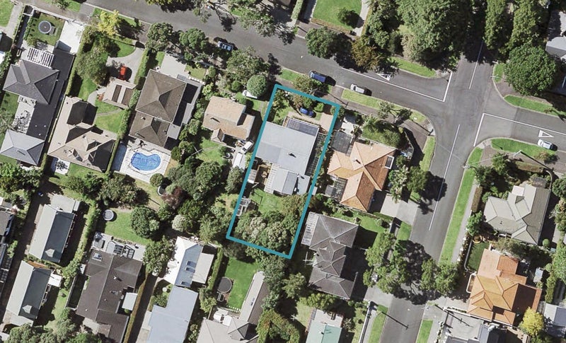 19 Colchester Avenue, Glendowie, Auckland - Carousel 1