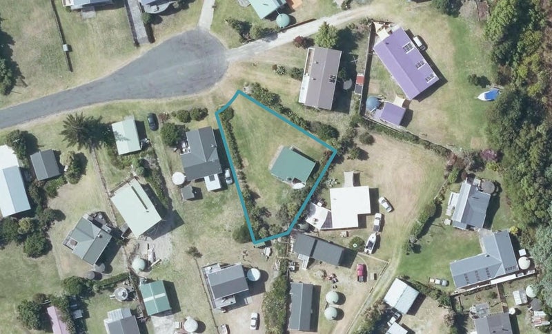 10 Tamure Crescent, Māhia - Carousel 1