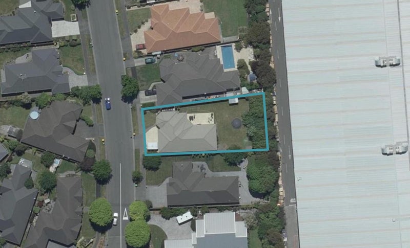 12 Palm Drive, Shirley, Christchurch - Carousel 1