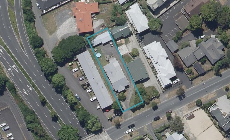 6 Palmerston Street, Hamilton Central, Hamilton - Carousel 1