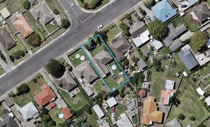 1111 Jellicoe Street, Mayfair, Hastings - Carousel 1