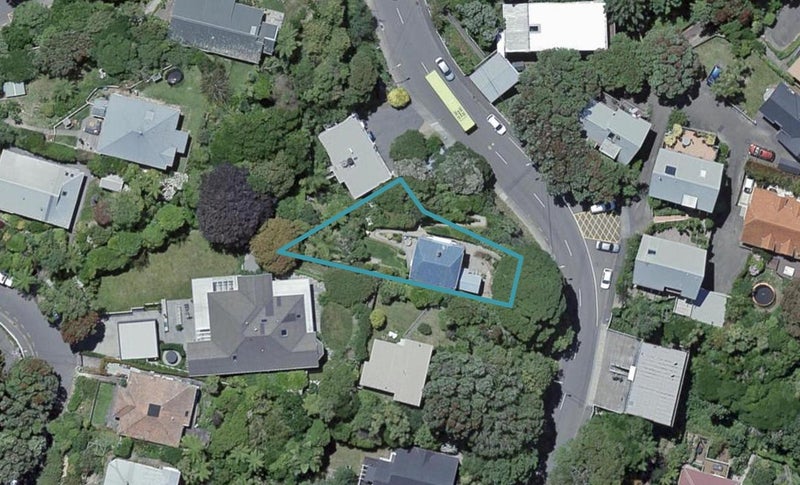 6 Raroa Road, Kelburn, Wellington - Carousel 1