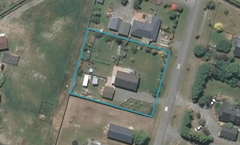 27 Courtenay Road, KIRWEE, DARFIELD - Carousel 1