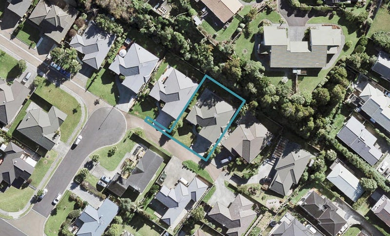 28 Sunvista Avenue, Oteha, Auckland - Carousel 1