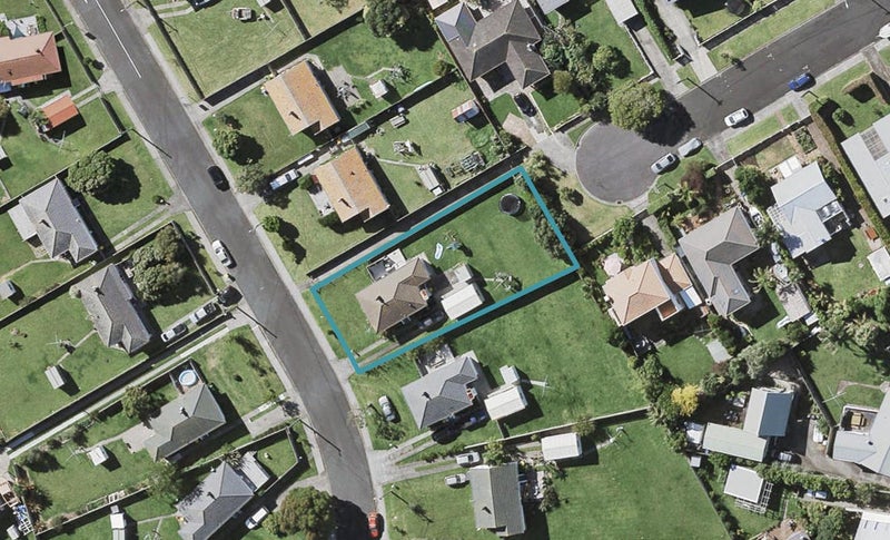 5 Plymouth Crescent, Bayswater, Auckland - Carousel 1