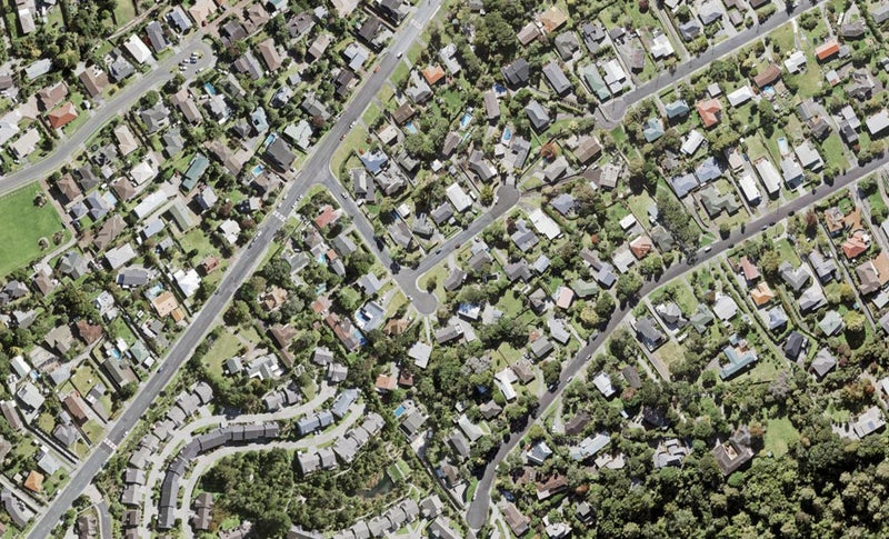 2 Glenroy Place, Green Bay, Auckland - Carousel 1