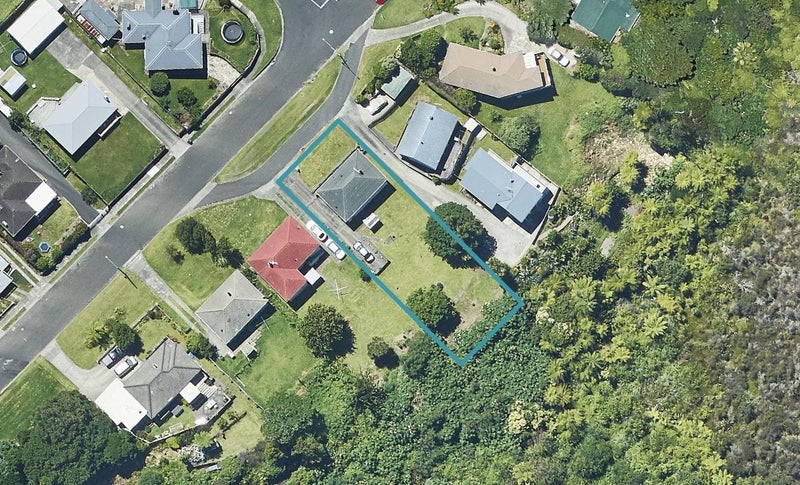 52 Hampton Terrace, Parkvale, Tauranga - Carousel 1