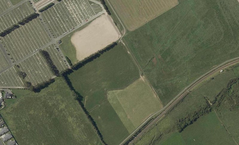 56 Pokerekere Crescent, Kelvin Grove, Palmerston North - Carousel 1
