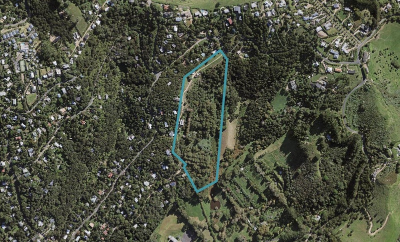 21 View Road, Ostend, Waiheke Island - Carousel 1