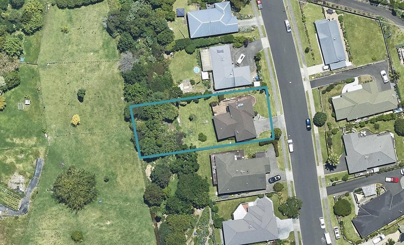 19 Sapphire Drive, Hairini, Tauranga - Carousel 1