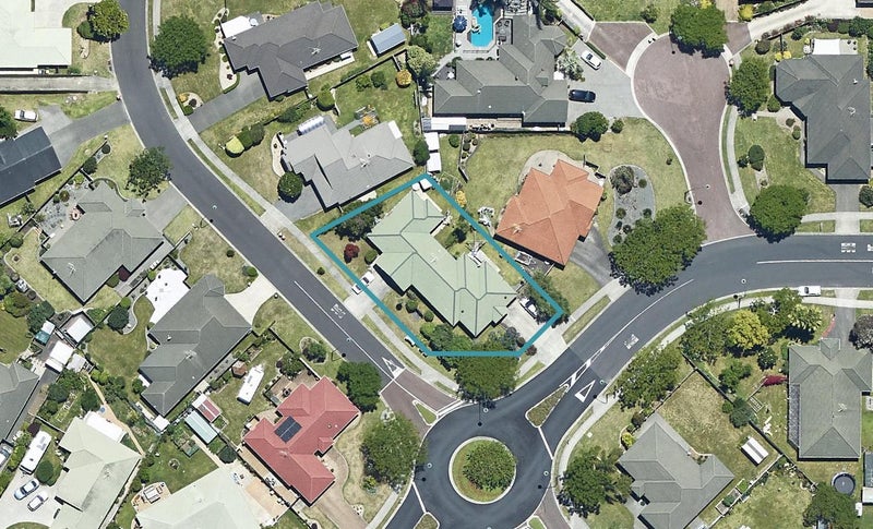 2 Savannah Place, Papamoa Beach, Papamoa - Carousel 1