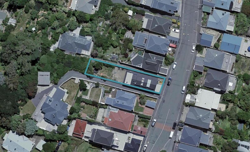 80 Overtoun Terrace, Hataitai, Wellington - Carousel 1