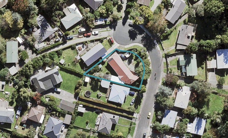 64 Fairclough Road, Beach Haven, Auckland - Carousel 1