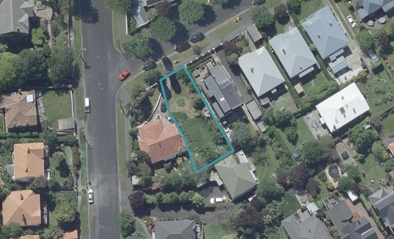 27 Hobson Street, Saint Clair, Dunedin - Carousel 1