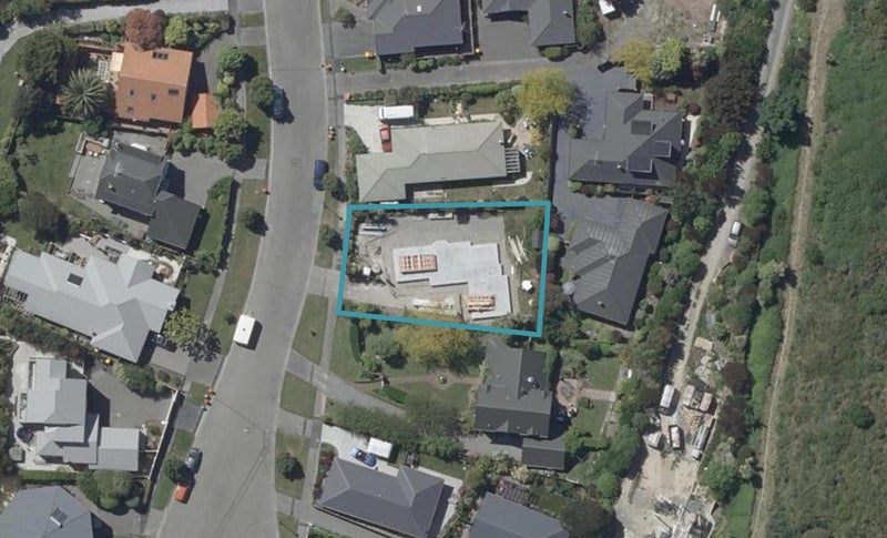 25 Basil Place, Mount Pleasant, Christchurch - Carousel 1