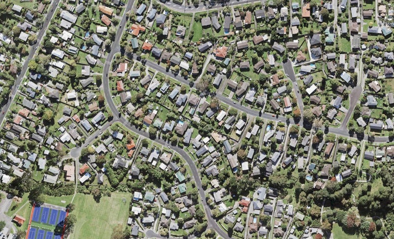98B Lantana Road, Green Bay, Auckland - Carousel 1