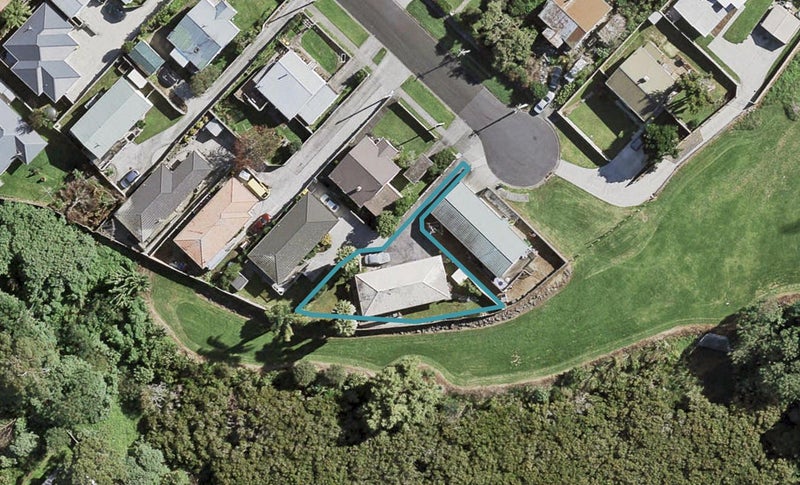 2A Waiari Road, Conifer Grove, Takanini - Carousel 1