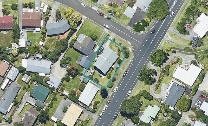 28 Victory Street, Welcome Bay, Tauranga - Carousel 1