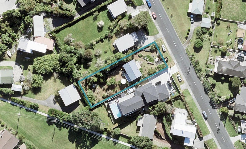 10 Tindalls Bay Road, Tindalls Beach, Whangaparaoa - Carousel 1