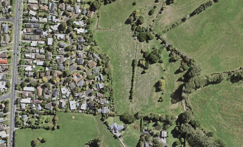 29 Bellfield Road, OPAHEKE, PAPAKURA - Carousel 1