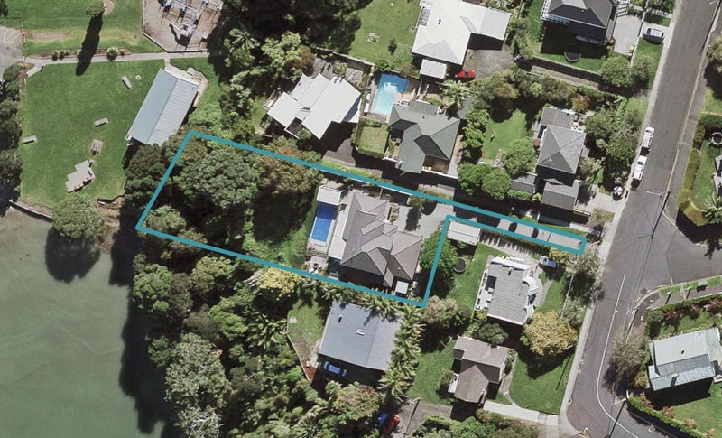 50 Clarence Road, Northcote Point, Auckland - Carousel 1