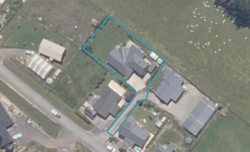 17 George Street, Waihola, Milton - Carousel 1