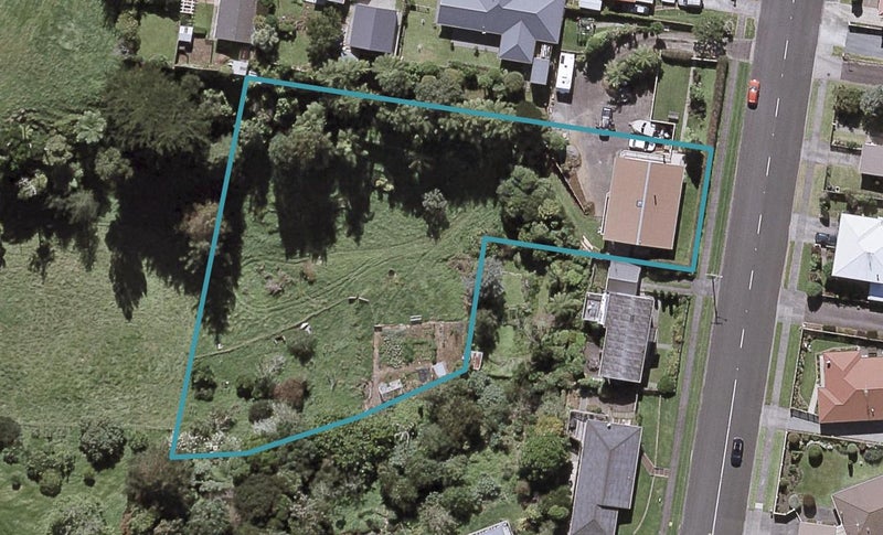 108 Barrett Road, Whalers Gate, New Plymouth - Carousel 1