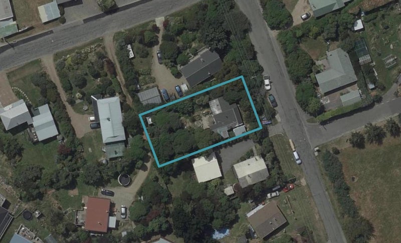 8 Hunters Road, Diamond Harbour, Lyttelton - Carousel 1