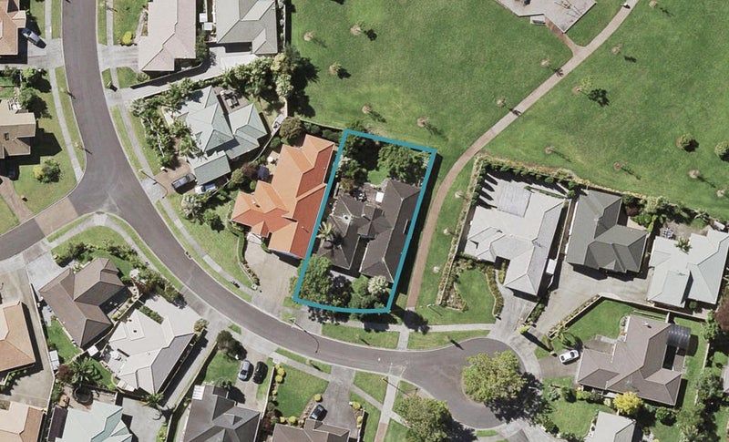 14 Bowscale Place, Northpark, Auckland - Carousel 1
