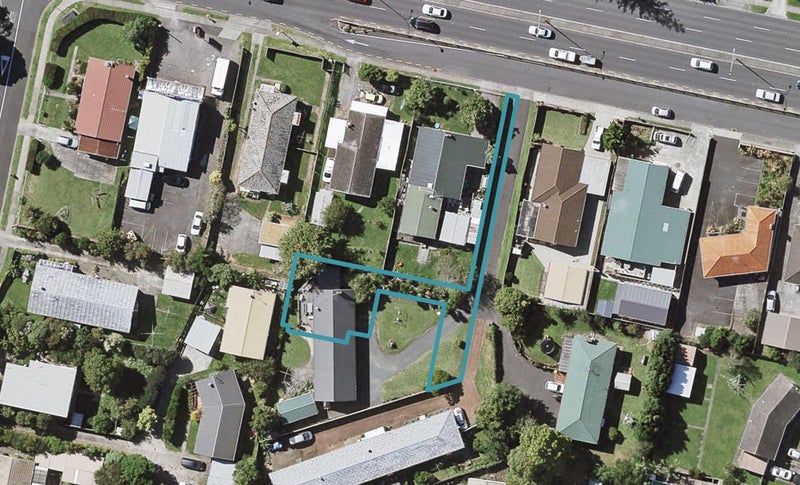 1/81 Pakuranga Road, Pakuranga, Auckland - Carousel 1