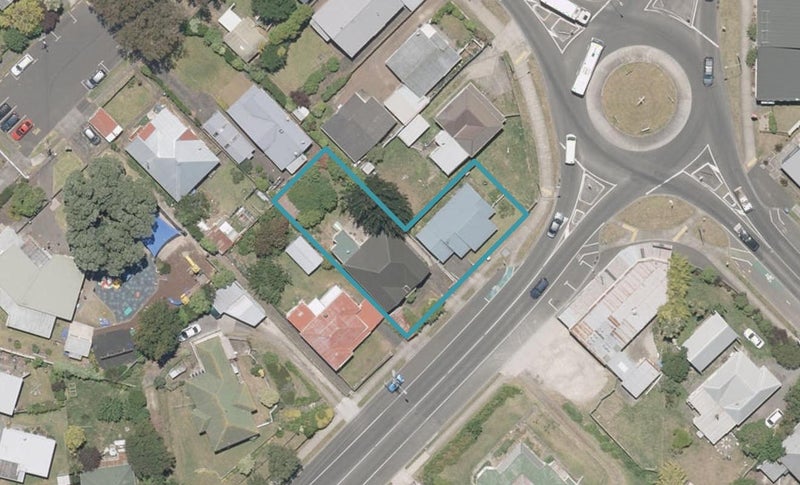 2A Alma Road, Gonville, Whanganui - Carousel 1