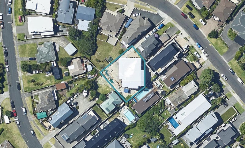 14B Oceanview Road, Mount Maunganui, Mount Maunganui - Carousel 1