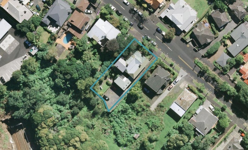 11 Ayr Street, Parnell, Auckland - Carousel 1