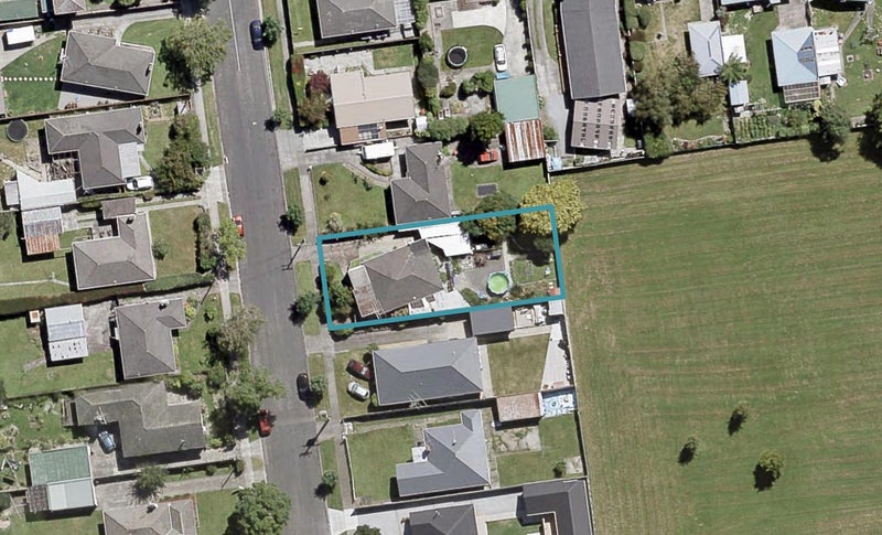 36 Clyma Street, Elderslea, Upper Hutt - Carousel 1