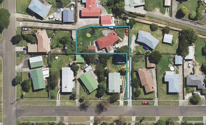 10 Einstein Street, Outer Kaiti, Gisborne - Carousel 1