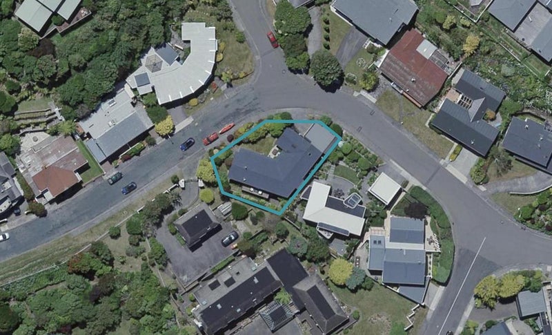 51 Rama Crescent, Khandallah, Wellington - Carousel 1