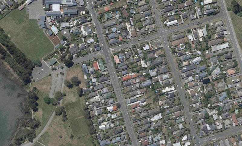 199 Estuary Road, South New Brighton, Christchurch - Carousel 1