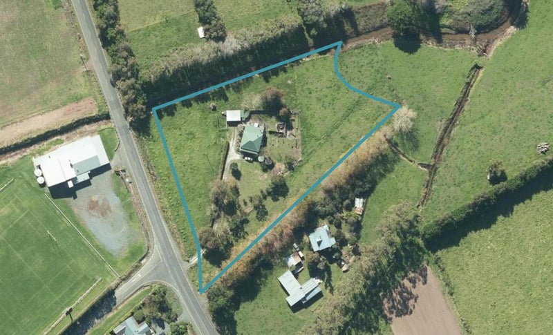 1057 Pouto Road, Te Kopuru - Carousel 1