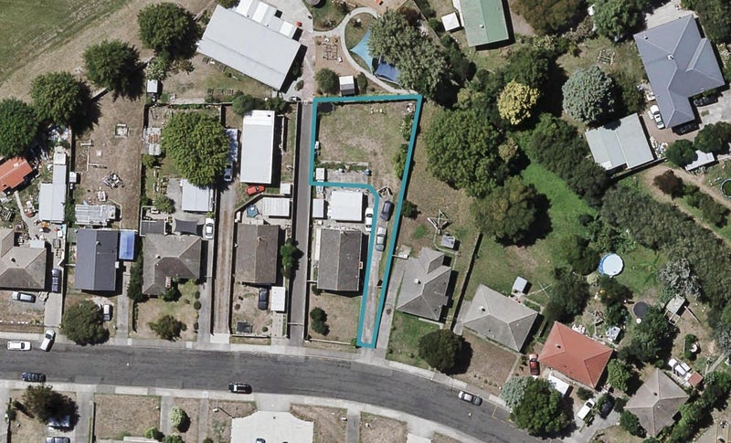 1212A Cunningham Crescent, Mayfair, Hastings - Carousel 1
