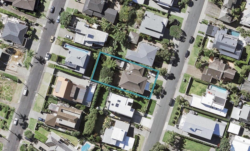 22 Muritai Road, Milford, Auckland - Carousel 1