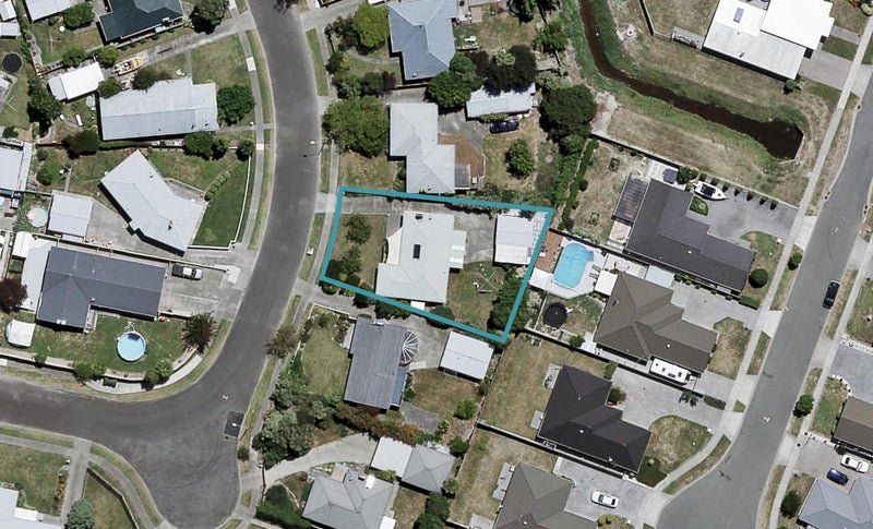 21 Henley Crescent, Pirimai, Napier - Carousel 1
