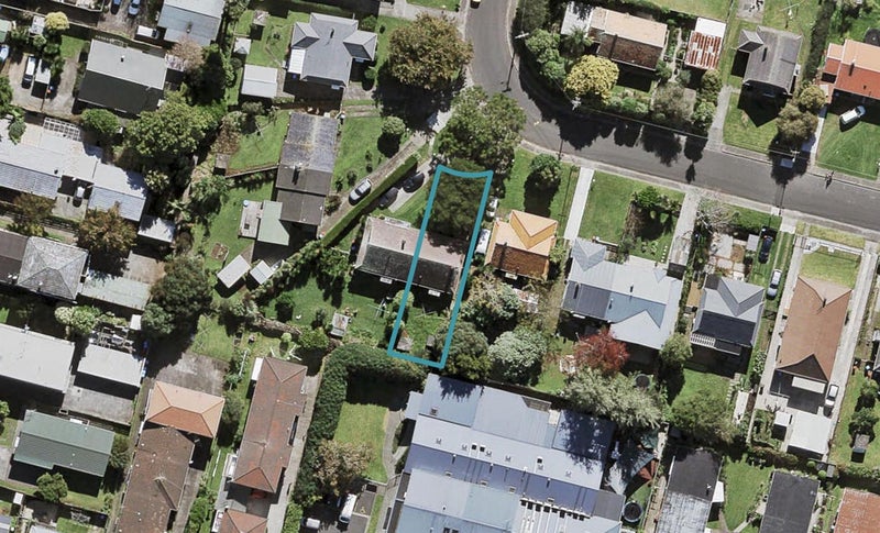 20 Shorwell Street, Sandringham, Auckland - Carousel 1