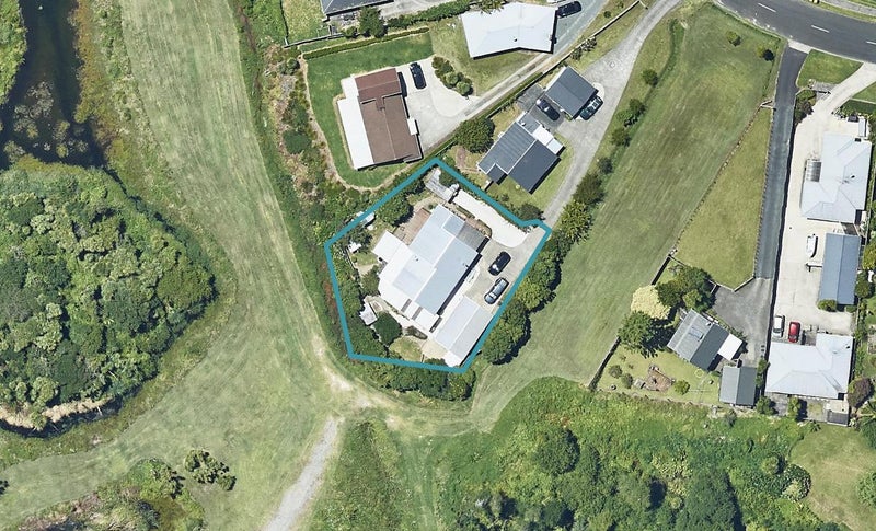 34B Humber Crescent, Gate Pa, Tauranga - Carousel 1