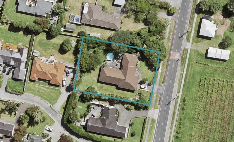 22 Station Road, Huapai, Kumeu - Carousel 1
