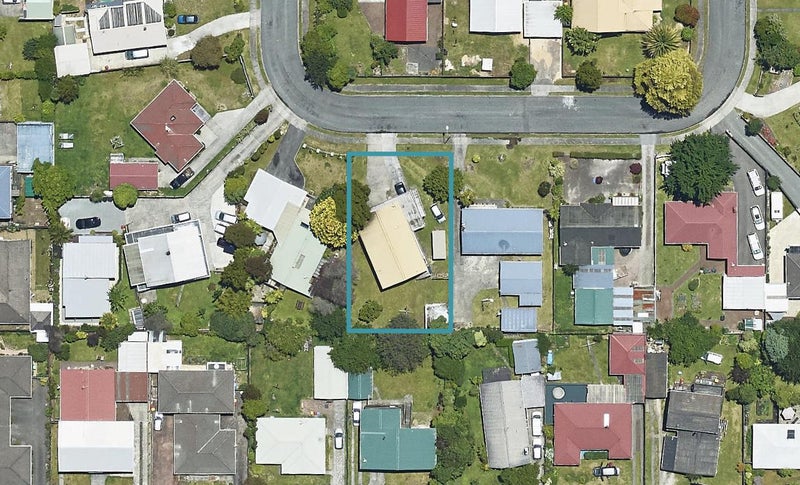 19 Barron Crescent, Fenton Park, Rotorua - Carousel 1