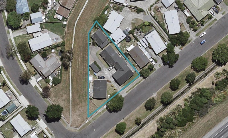 28 Spriggs Crescent, Greenmeadows, Napier - Carousel 1