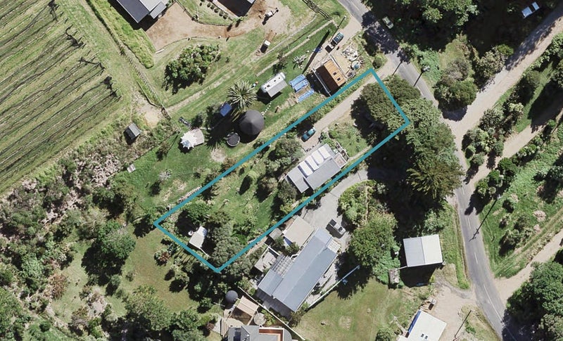 43 Korora Road, Oneroa, Waiheke Island - Carousel 1