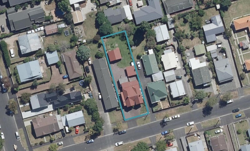 3 Frances Street, Hamilton East, Hamilton - Carousel 1