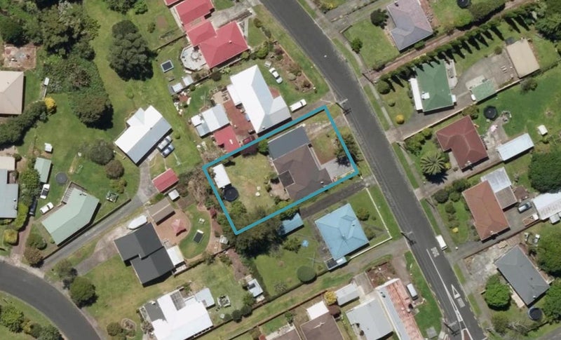 8 Tuatara Drive, Kamo, Whangarei - Carousel 1